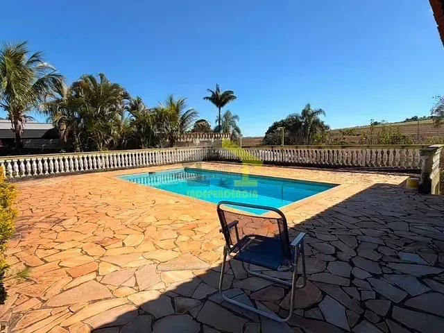 Chácara com 1050m² 2 quartos e 1 banheiro, à venda, no bairro Sítio da Moenda em Itatiba