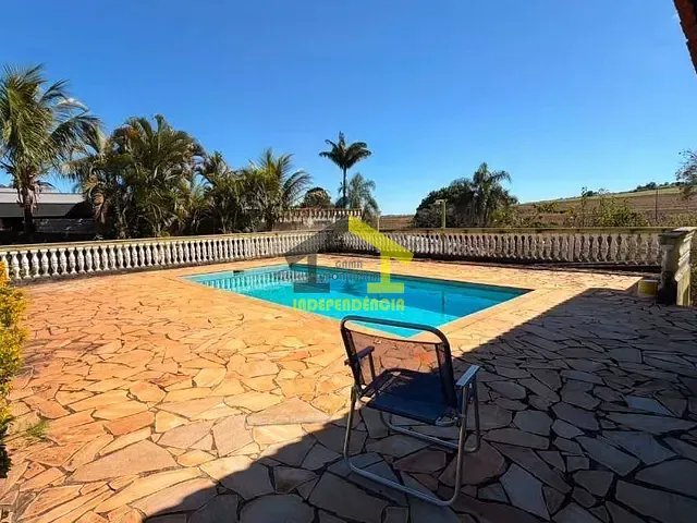 Chácara com 1050m² 2 quartos e 1 banheiro, à venda, no bairro Sítio da Moenda em Itatiba