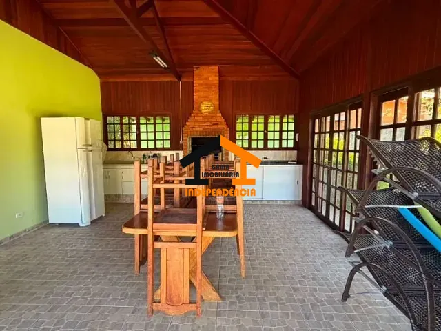 Chácara com 1050m² 2 quartos e 1 banheiro, à venda, no bairro Sítio da Moenda em Itatiba