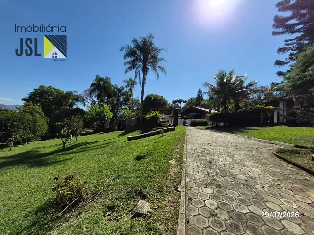 Chácara com 5025m² 3 quartos e 3 banheiros, à venda, no bairro Sítios de Recreio Mantiqueira em Caçapava
