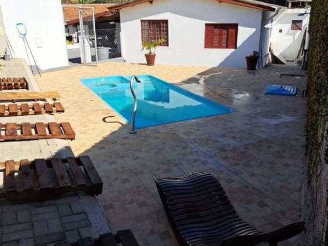 Chácara com 1154m² 5 quartos e 3 banheiros, à venda, no bairro Figueira em Ibiúna