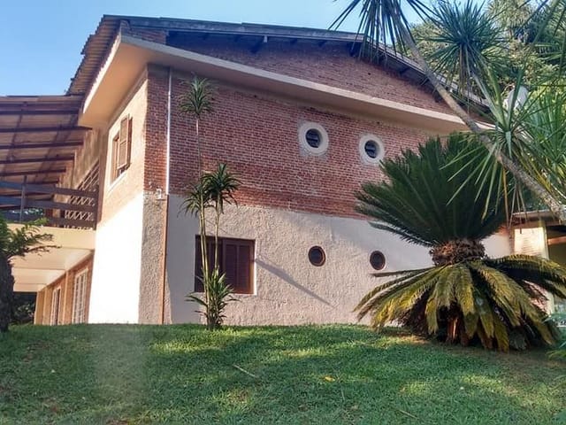 Chácara com 9000m² 4 quartos e 4 banheiros, à venda, no bairro Aguassaí em Cotia