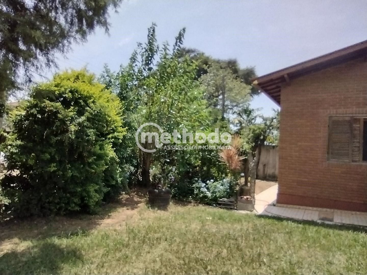 Chácara, 2 quartos, 1254 m² - Foto 2