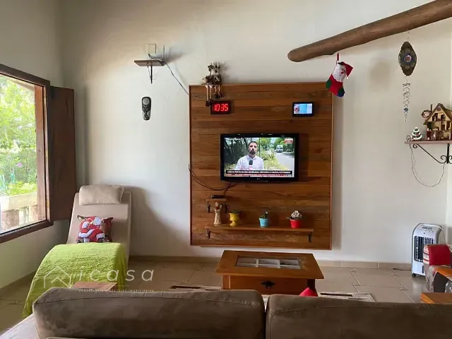 Chácara com 3500m² 4 quartos e 4 banheiros, à venda, no bairro Tijuco Preto em Caçapava