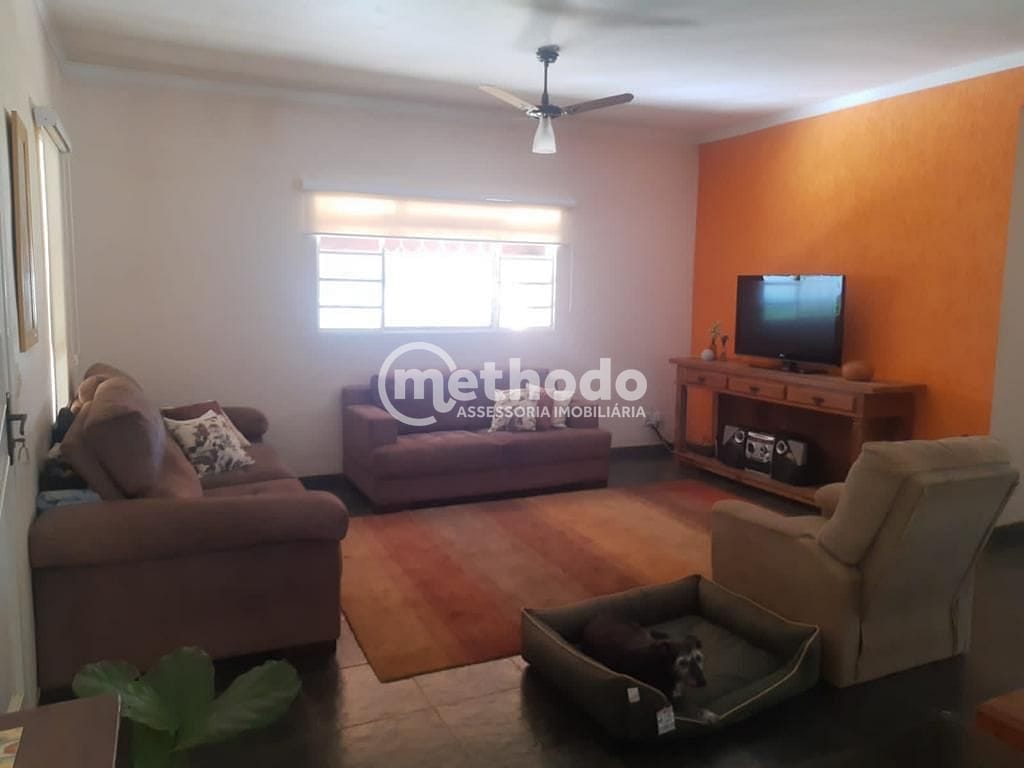 Chácara, 3 quartos, 1210 m² - Foto 5