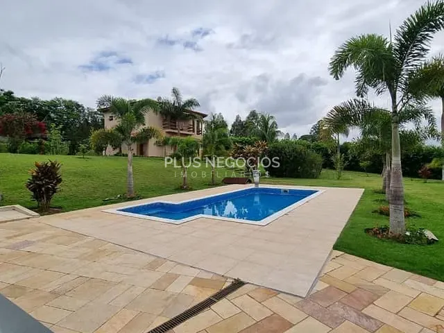 Chácara com 21000m² 4 quartos e 5 banheiros, à venda, no bairro Condomínio Chácaras da Planície em Araçoiaba da Serra