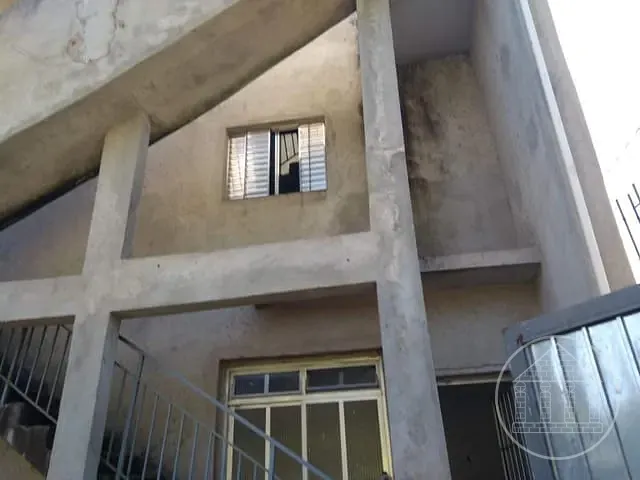 Chácara com 2050m² 3 quartos e 3 banheiros, à venda, no bairro Jardim Borba Gato em São Paulo