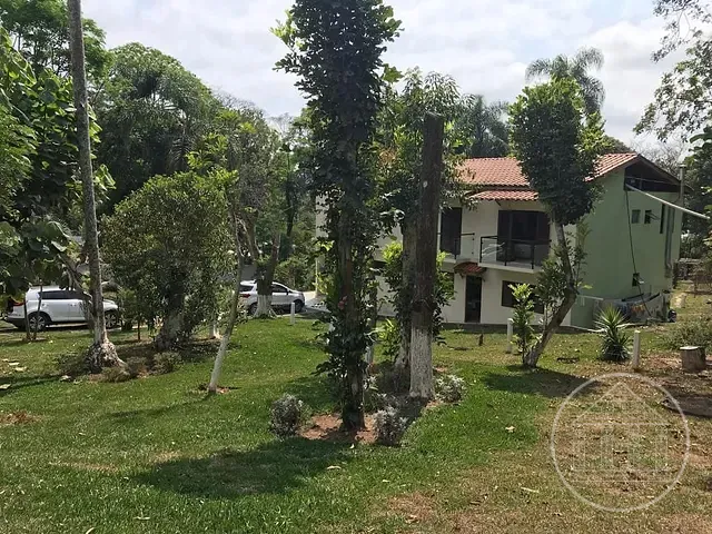 Chácara com 2000m², à venda, no bairro Bororé em São Paulo