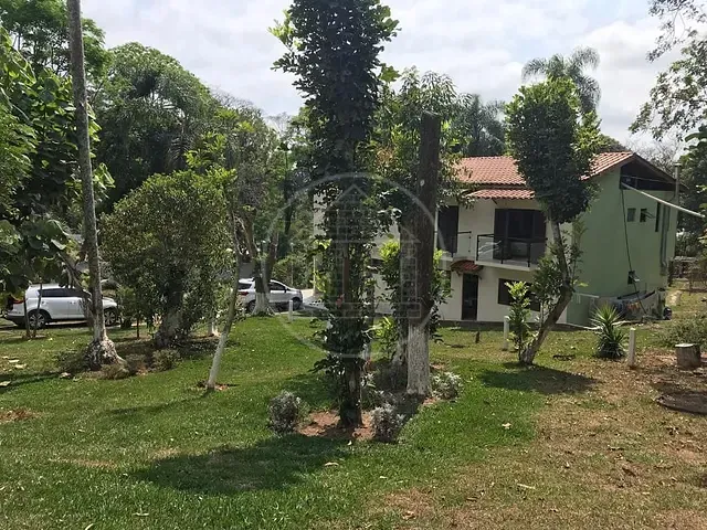 Chácara com 2000m², à venda, no bairro Bororé em São Paulo