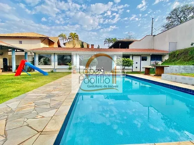Chácara com 1048m² 4 quartos e 5 banheiros, à venda, no bairro Jardim Paulista em Atibaia