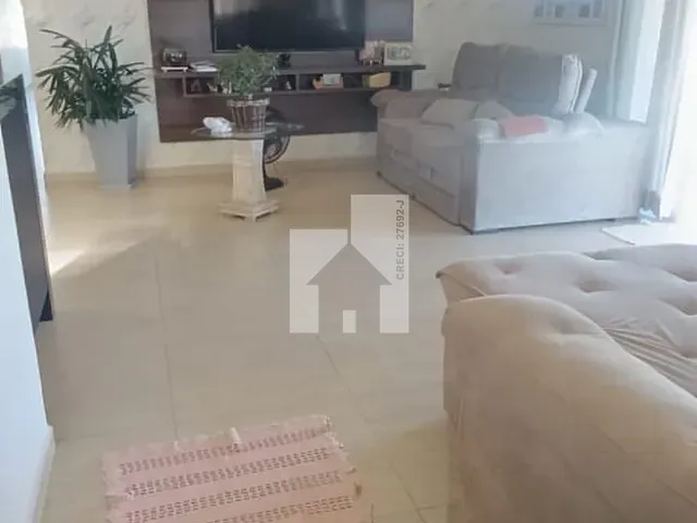 Chácara com 1000m² 3 quartos e 3 banheiros, à venda, no bairro Roseira em Jundiaí