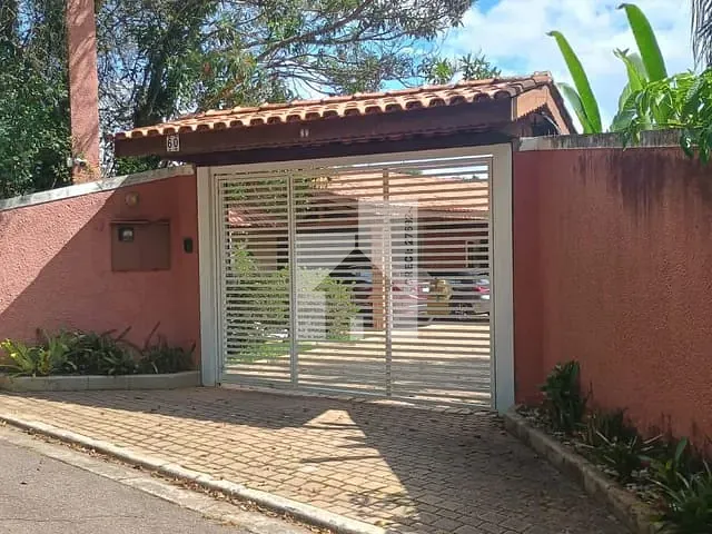 Chácara com 5889m² 3 quartos e 3 banheiros, à venda, no bairro Caxambu em Jundiaí