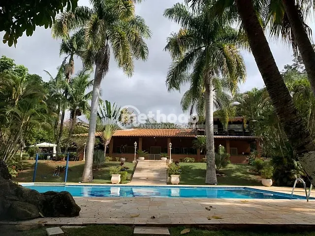 Chácara com 20000m² 4 quartos e 5 banheiros, à venda, no bairro Quinta da Baronesa em Bragança Paulista