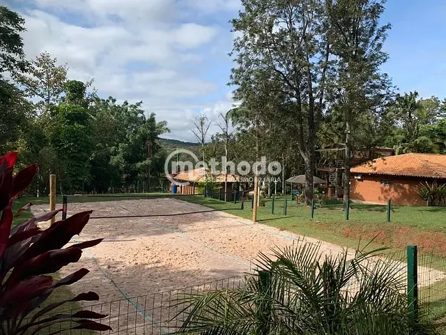 Chácara com 20000m² 4 quartos e 5 banheiros, à venda, no bairro Quinta da Baronesa em Bragança Paulista
