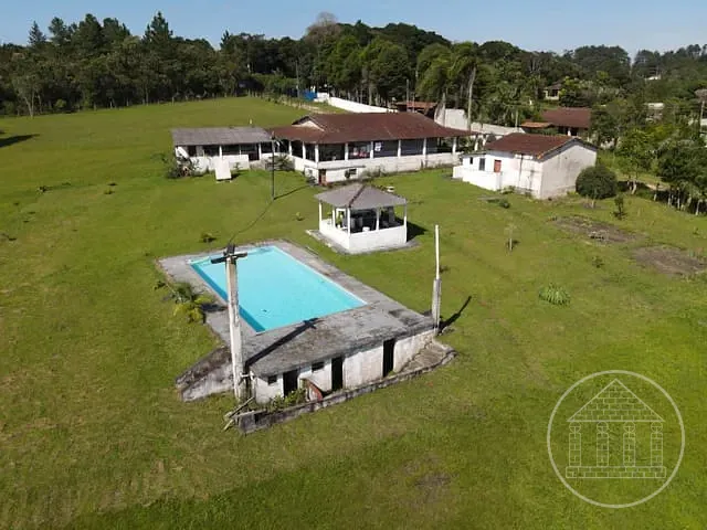 Chácara com 12000m² 3 quartos e 2 banheiros, à venda, no bairro Engenheiro Marsilac em São Paulo