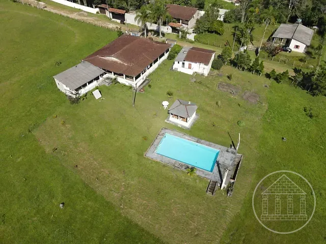 Chácara com 12000m² 3 quartos e 2 banheiros, à venda, no bairro Engenheiro Marsilac em São Paulo