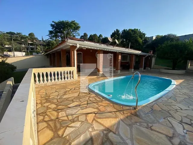 Chácara com 1075m² 2 quartos e 2 banheiros, à venda, no bairro Maracanã em Jarinu