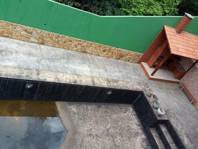 Chácara com 2600m² 7 quartos e 6 banheiros, à venda, no bairro Chácara Santa Maria em Itapecerica da Serra