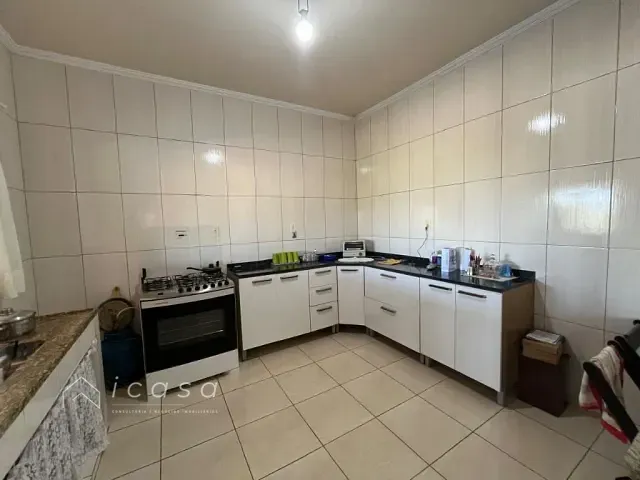 Chácara com 6700m² 4 quartos e 2 banheiros, à venda, no bairro São João da Boa Vista em Caçapava