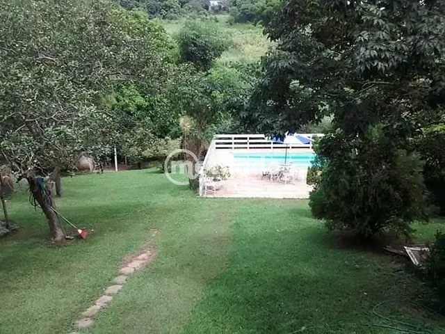 Chácara com 2000m² 1 quarto e 1 banheiro, à venda, no bairro Parque Rural Fazenda Santa Cândida em Campinas
