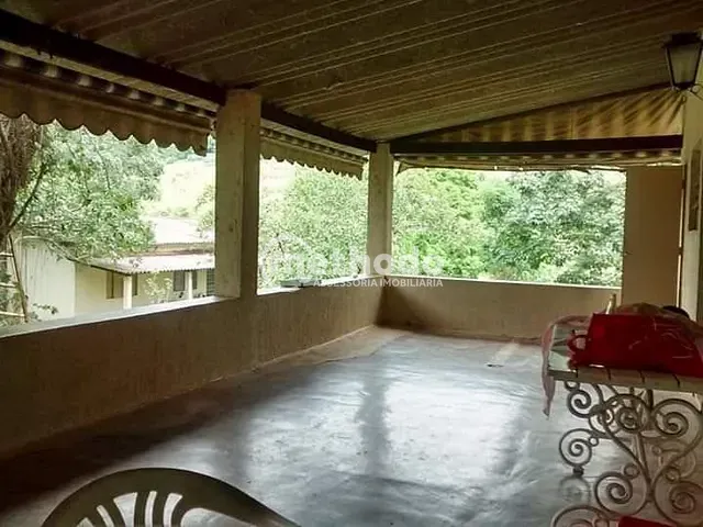 Chácara com 2000m² 1 quarto e 1 banheiro, à venda, no bairro Parque Rural Fazenda Santa Cândida em Campinas