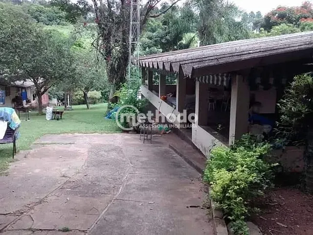 Chácara com 2000m² 1 quarto e 1 banheiro, à venda, no bairro Parque Rural Fazenda Santa Cândida em Campinas