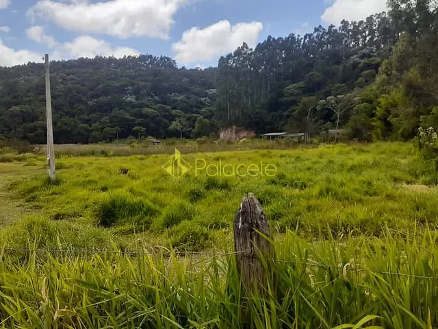 Chácara com 1700000m², à venda, no bairro Centro em São Luiz Do Paraitinga