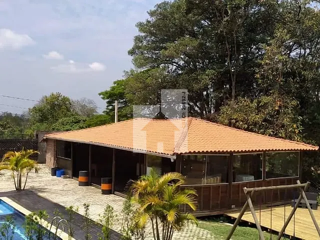 Chácara com 1000m², à venda, no bairro Chácara Recreio Santa Camila em Jundiaí
