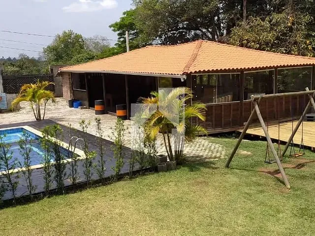 Chácara com 1000m², à venda, no bairro Chácara Recreio Santa Camila em Jundiaí