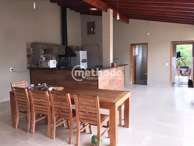 Chácara com 1000m² 4 quartos e 3 banheiros, à venda, no bairro Loteamento Chácaras Gargantilhas em Campinas
