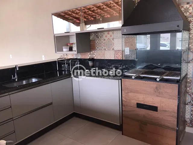 Chácara com 1000m² 4 quartos e 3 banheiros, à venda, no bairro Loteamento Chácaras Gargantilhas em Campinas