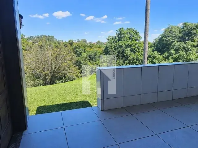 Chácara com 3000m² 2 quartos e 2 banheiros, à venda, no bairro Monterrey em Louveira