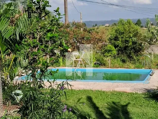 Chácara 3 quartos e 2 banheiros, à venda, no bairro Ville Saint James II em Campo Limpo Paulista