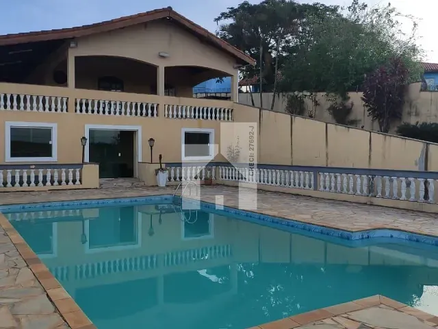 Chácara com 1300m² 3 quartos e 6 banheiros, à venda, no bairro Ville Saint James II em Campo Limpo Paulista