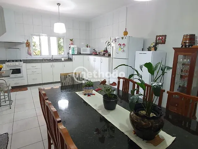 Chácara com 5000m² 3 quartos e 3 banheiros, à venda, no bairro Joapiranga em Valinhos