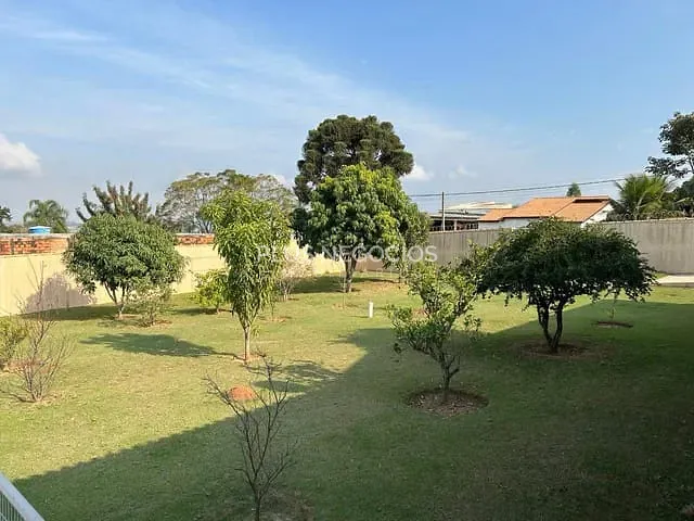 Chácara com 1600m² 2 quartos e 3 banheiros, à venda, no bairro Ipanema do Meio em Araçoiaba da Serra