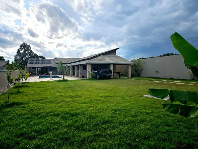 Chácara com 1200m², à venda, no bairro Sinidu  em Mairinque