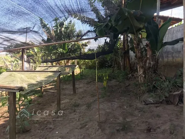 Chácara com 435m² 2 quartos e 2 banheiros, à venda, no bairro Guamirim em Caçapava