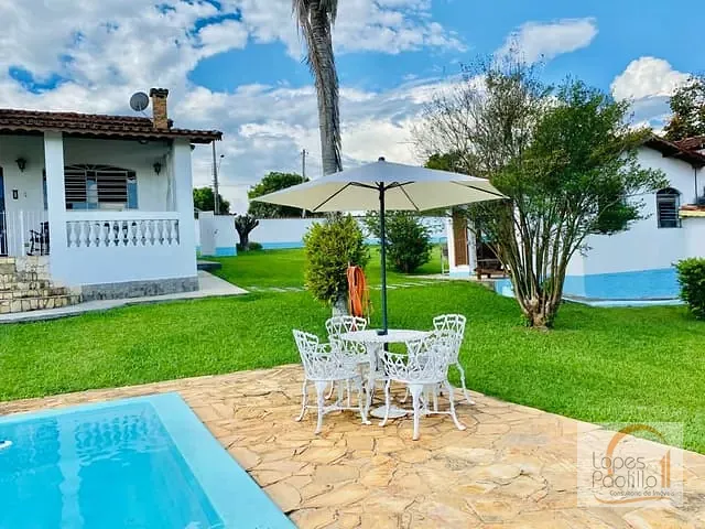 Chácara com 1600m² 3 quartos e 3 banheiros, à venda, no bairro Condomínio Vale do Atibaia I em Piracaia