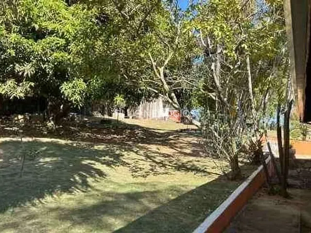 Chácara com 2400m² 4 quartos e 3 banheiros, à venda, no bairro dona catarina em Mairinque