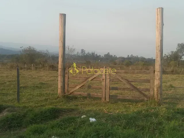 Chácara com 1000m², à venda, no bairro Bom Sucesso em Pindamonhangaba