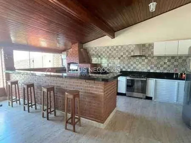 Chácara com 1000m² 4 quartos e 3 banheiros, à venda, no bairro George Oetterer em Iperó