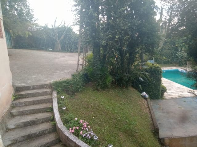 Chácara com 1294m² 4 quartos e 5 banheiros, à venda, no bairro Despezio em São Lourenço da Serra