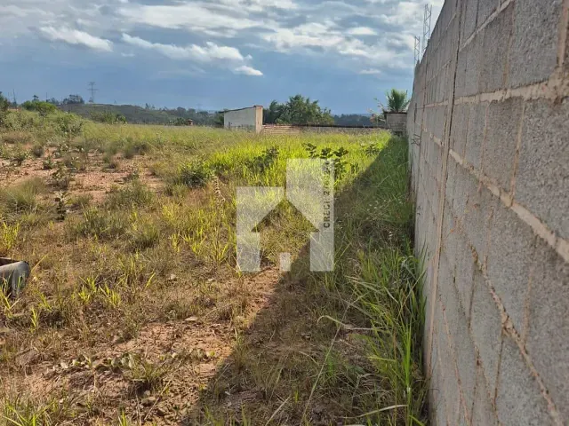 Terreno com 600m², à venda, no bairro Estância Marília em Jarinu