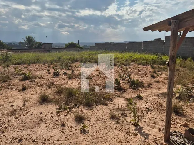 Terreno com 600m², à venda, no bairro Estância Marília em Jarinu