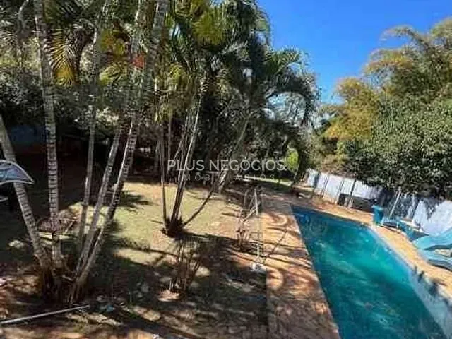 Chácara com 2000m² 3 quartos e 3 banheiros, à venda, no bairro santa helena em Sorocaba