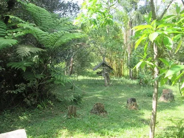 Chácara com 1000m² 1 quarto e 1 banheiro, à venda, no bairro Cipó em Embu-Guaçu