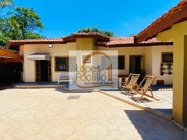 Chácara com 2079m² 7 quartos e 5 banheiros, à venda, no bairro Jardim Estância Brasil em Atibaia