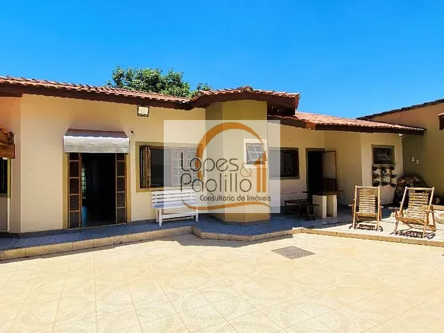 Chácara com 2079m² 7 quartos e 5 banheiros, à venda, no bairro Jardim Estância Brasil em Atibaia