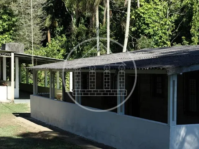 Chácara com 12500m² 5 quartos e 4 banheiros, à venda, no bairro Jardim Santa Tereza em São Paulo